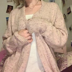 DO NOT BUY [SOLD] - OVERSIZED PINK CARDIGAN